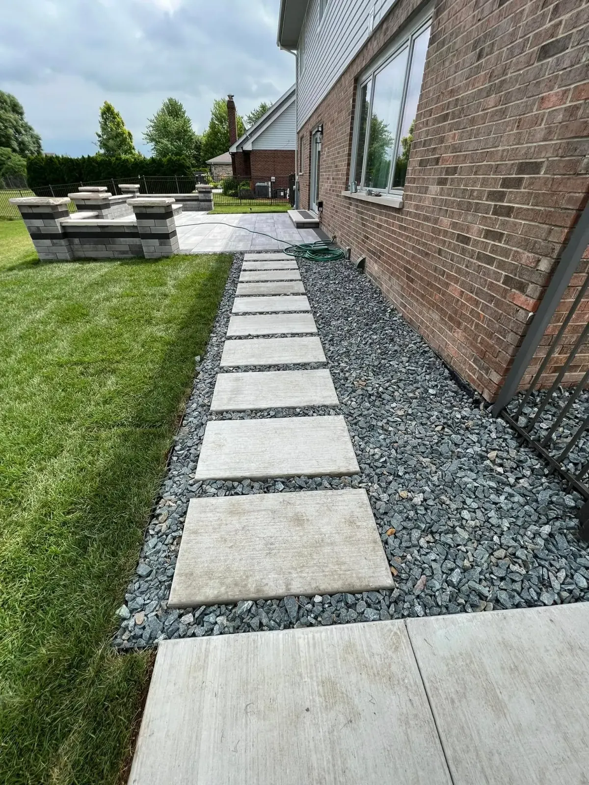 Paver steps with landscape edging in Aurora, IL
